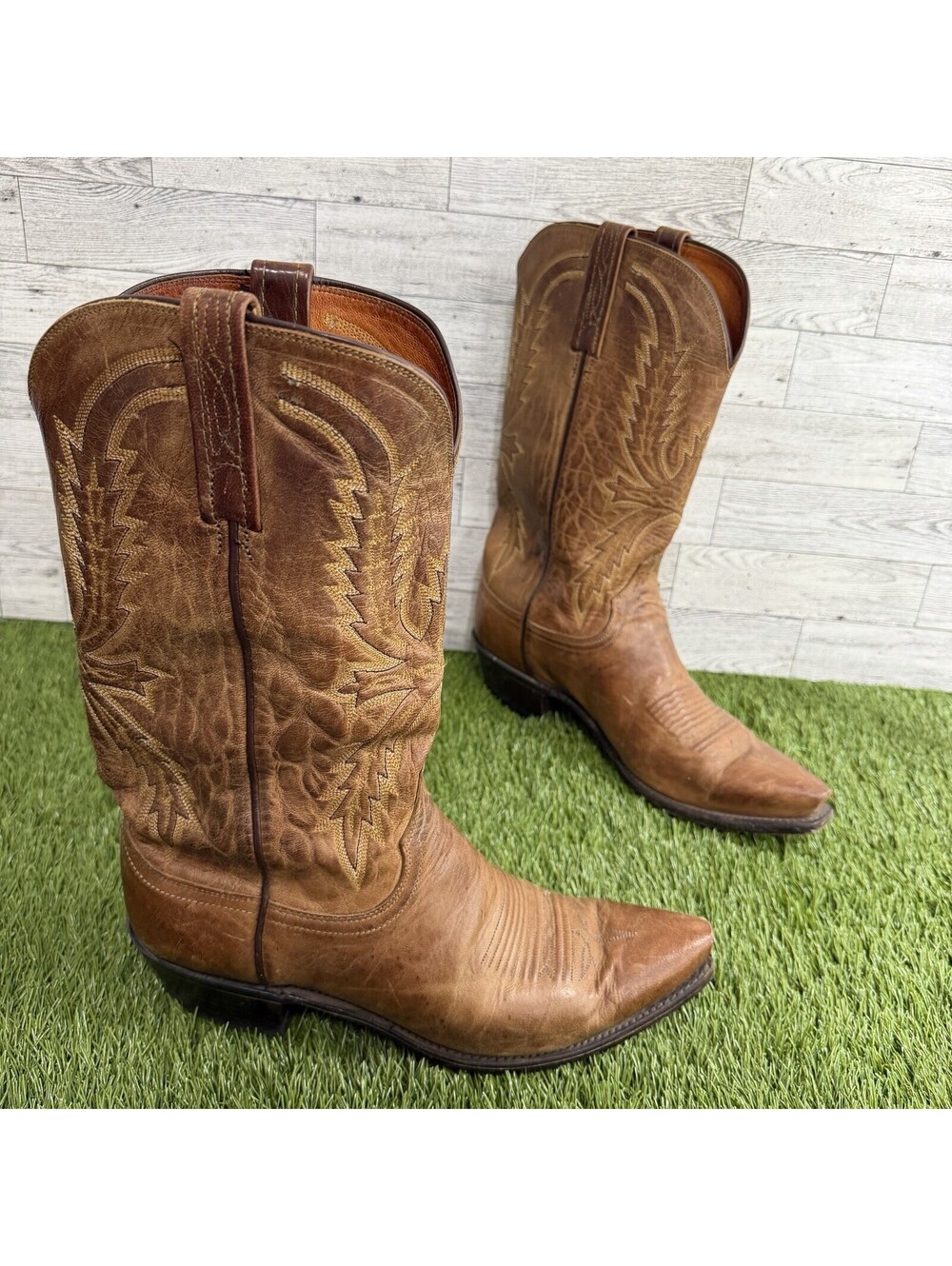 Lucchese 1883 Women's 9D Savannah Western Tan snip-toe Ranch Concert Boots